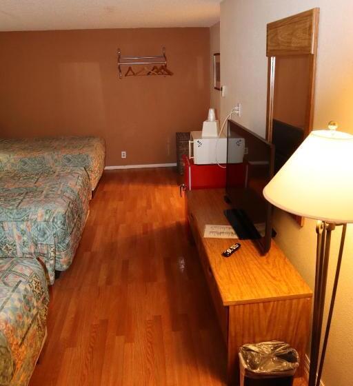 Номер Стандарт Трехместный, Silver Sands Motel