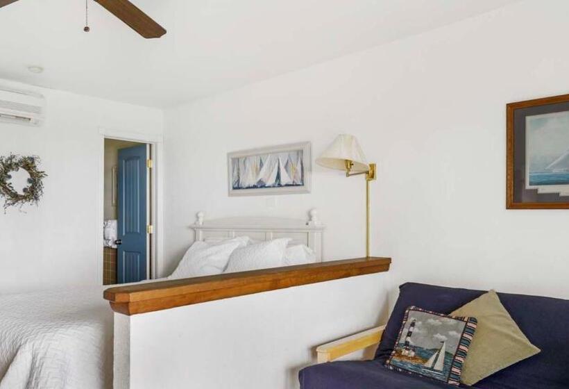 Студия Стандарт, Beach Plum Resort