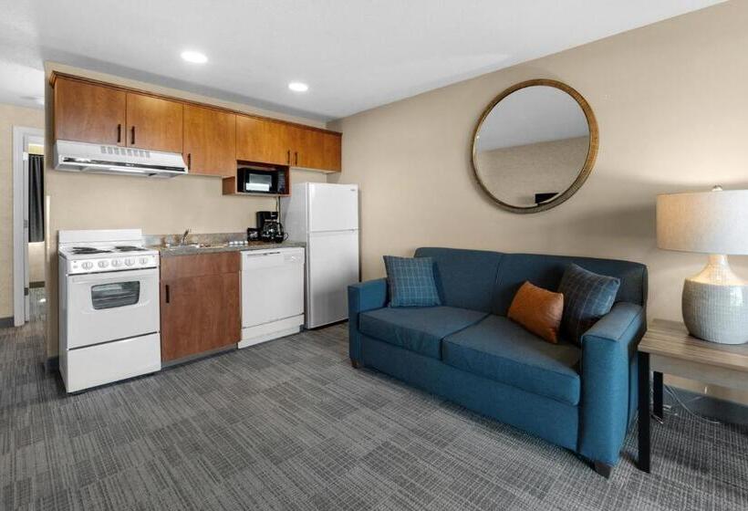 جناح, The Wayside Inn