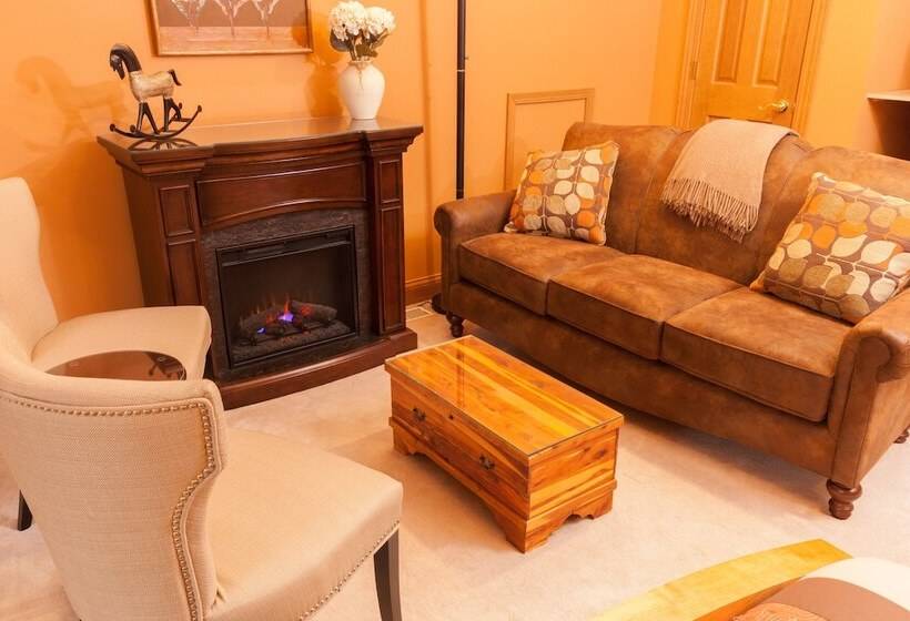 Suite, Scottish Bed & Breakfast