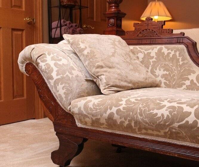 Suite, Scottish Bed & Breakfast