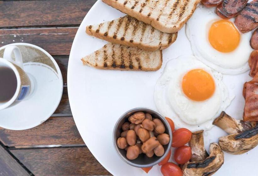سوئیت جونیور خانوادگی, Dodomar Selection