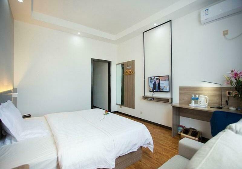 Номер Superior Кровать Кинг, 7days Premium 7days Premium Dali Railway Station Branch