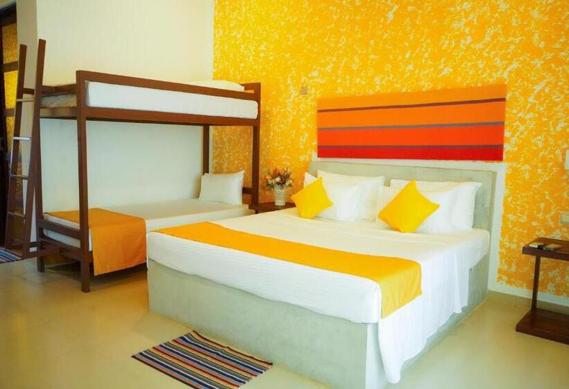 Четырехместный Номер Deluxe, Ananthara Resort