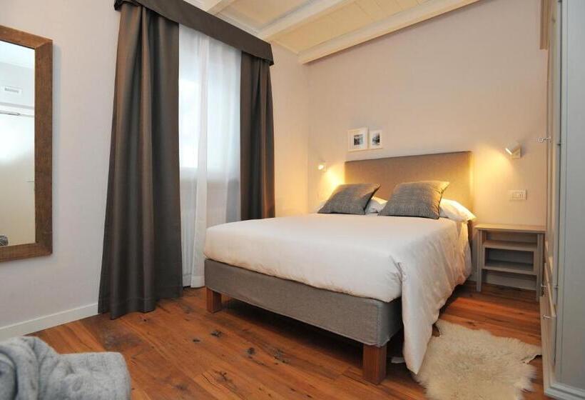 اتاق خانوادگی با چشم‌انداز کوه, Sport Club Hotel Bormio