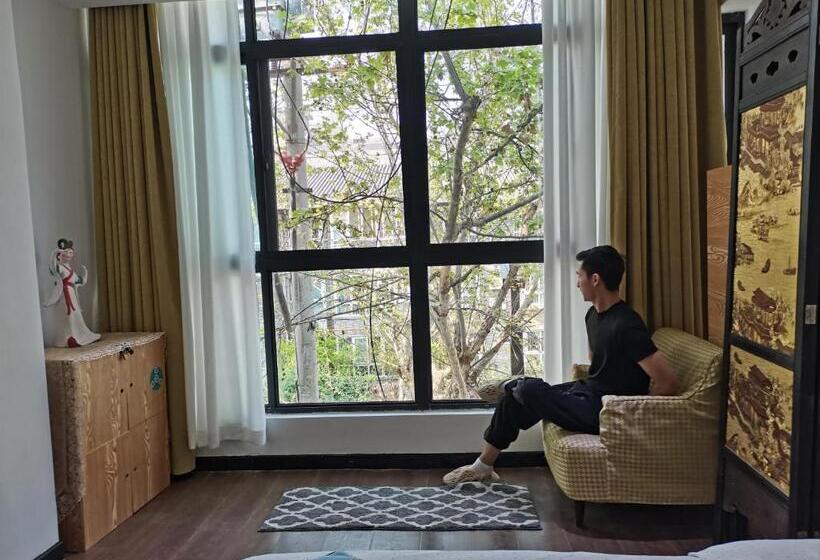 غرفة عائلية, Xi An Travelling With Hotel South Gate