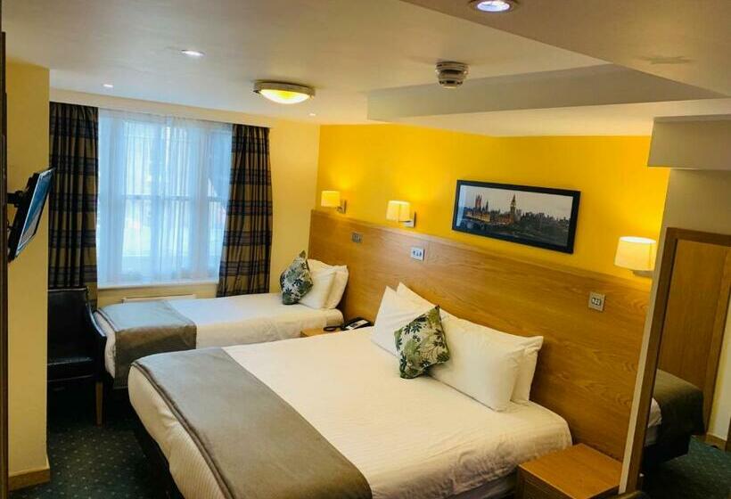 اتاق استاندارد سه نفره, Regency Hotel Parkside