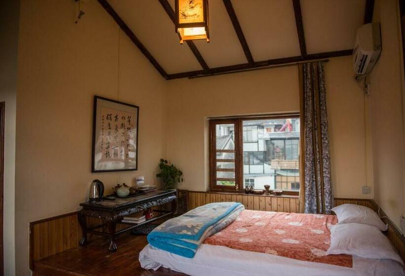 Quarto Estandar Cama King, The Lily Pad Inn