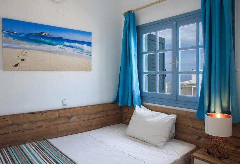 سوییت جونیور, Almare Beach
