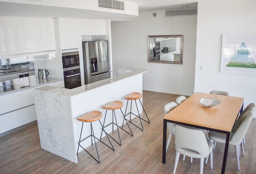 דירת שלושה חדרים, Belise Apartments