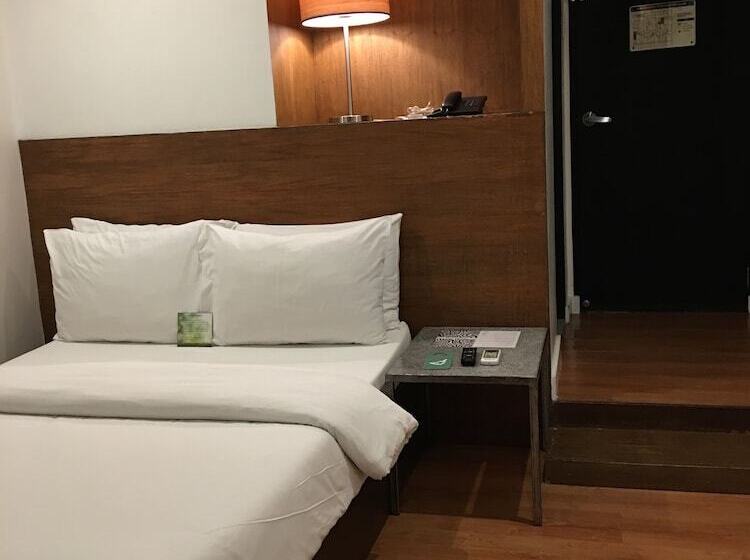 Номер Deluxe, Durban