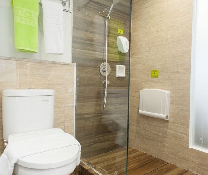Номер Стандарт, Maxonehotels At Dharmahusada   Surabaya