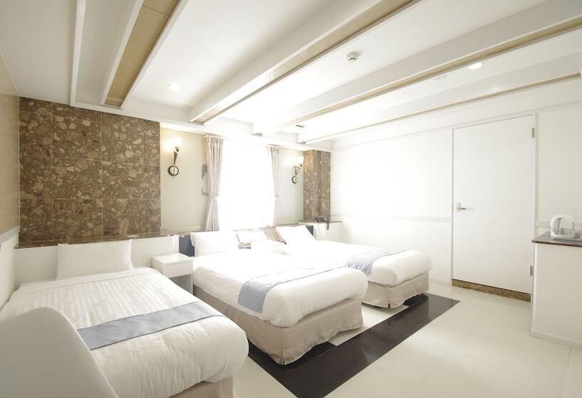 Трехместный Номер Deluxe, Imalle Yokohama Isezakicho