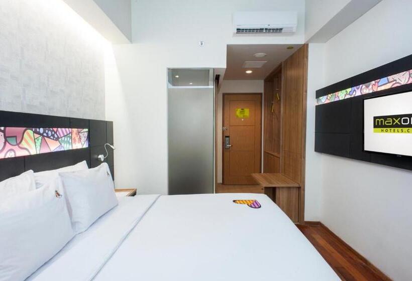 Номер Стандарт, Maxonehotels At Dharmahusada   Surabaya
