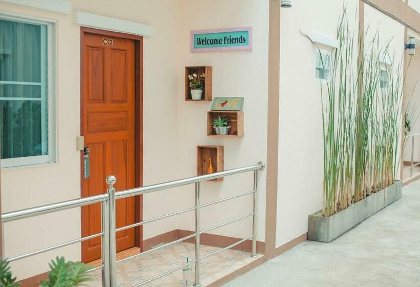آپارتمان 1 خوابه, Orawan Suites