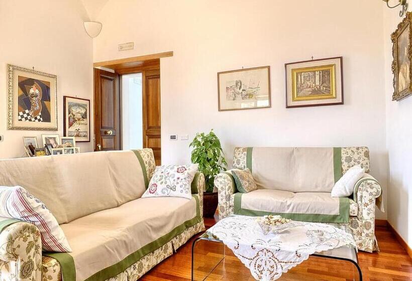 标准间带阳台, B&b Villa Elisa