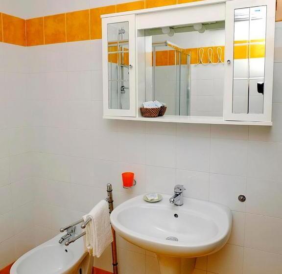 标准间带阳台, B&b Villa Elisa
