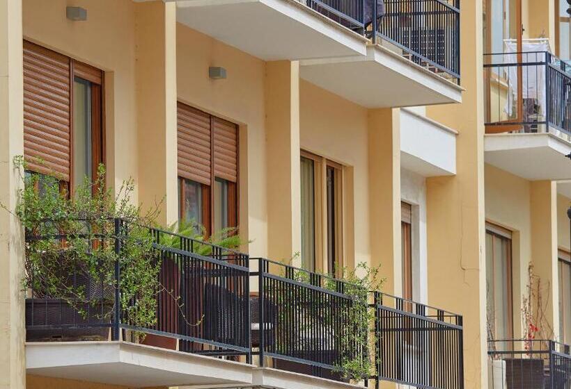 اتاق استاندارد با بالکن, Dea Guest House