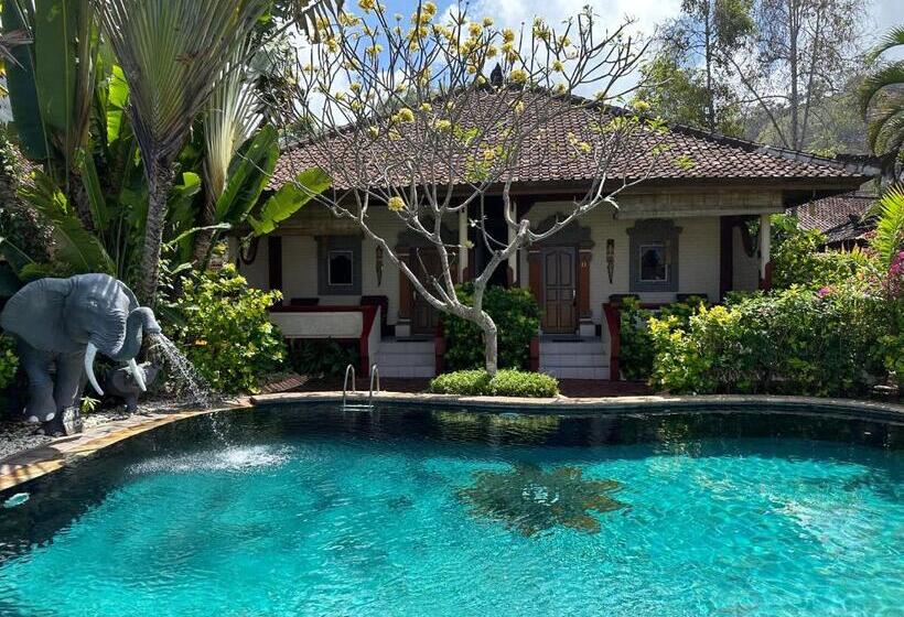 Бунгало Стандарт Вид на Море, Pondok Bambu Resort   5 Stars Padi Dive Centre