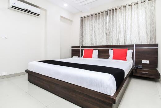 Номер Deluxe Кровать Кинг, Aarya Regency