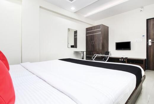 Номер Deluxe Кровать Кинг, Aarya Regency