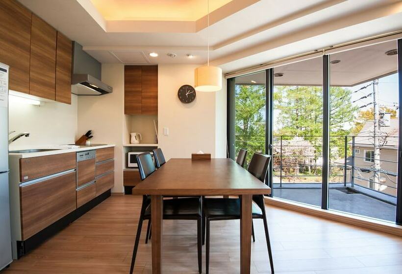2 Bedroom Premium Apartment, Akazora