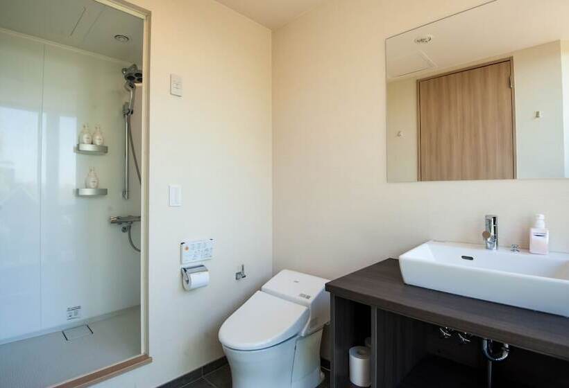 2 Bedroom Premium Apartment, Akazora