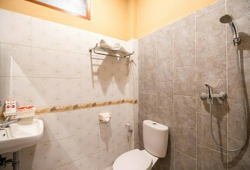 Номер Deluxe, Capital O 612 Dante Guesthouse