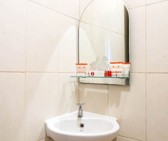 Номер Deluxe, Capital O 612 Dante Guesthouse