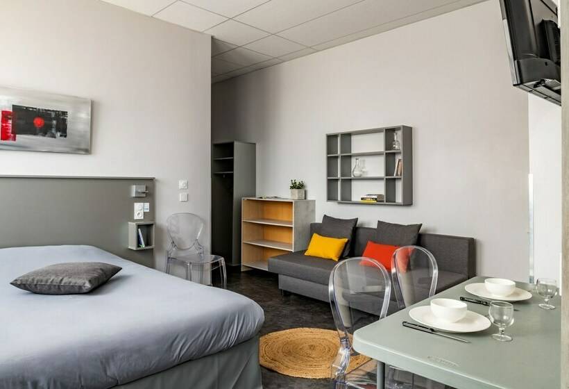 استودیو خانوادگی, Smartappart Lorient