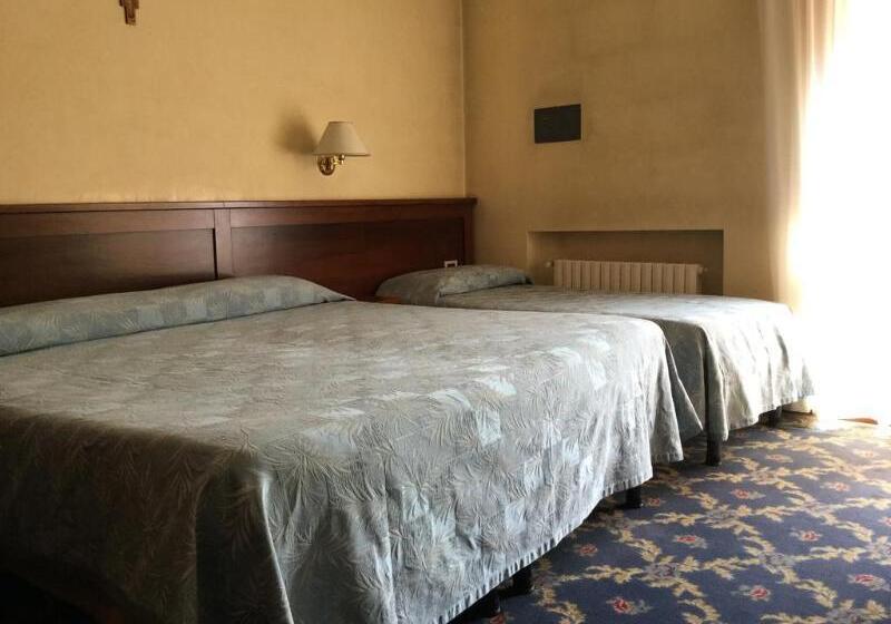 اتاق استاندارد سه نفره, Terme Posta Padova Hotel Rc12