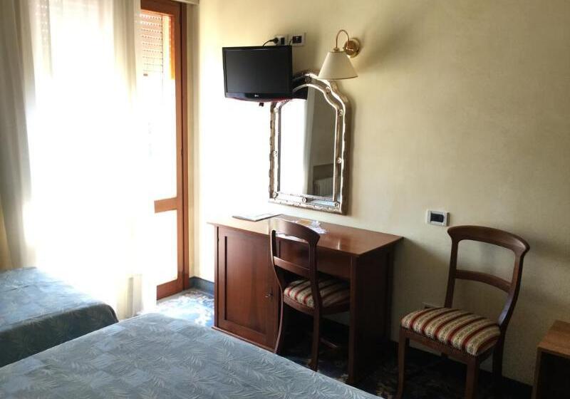 اتاق استاندارد سه نفره, Terme Posta Padova Hotel Rc12
