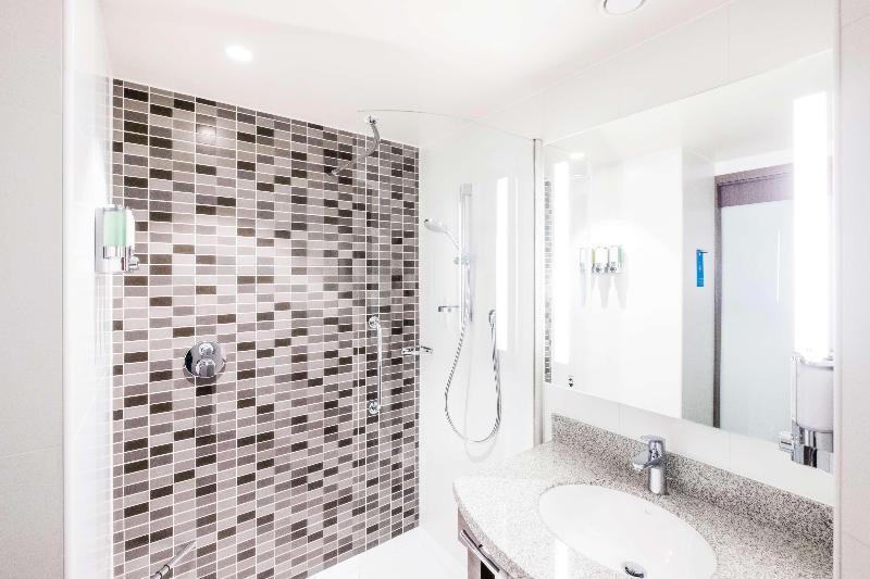 Семейный Номер, Hampton By Hilton Aberdeen Westhill