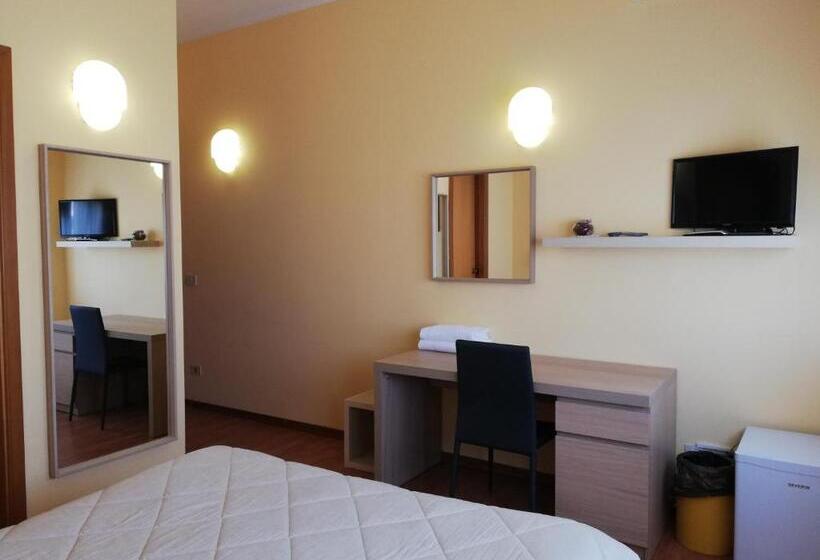 اتاق استاندارد, Albergo Roma