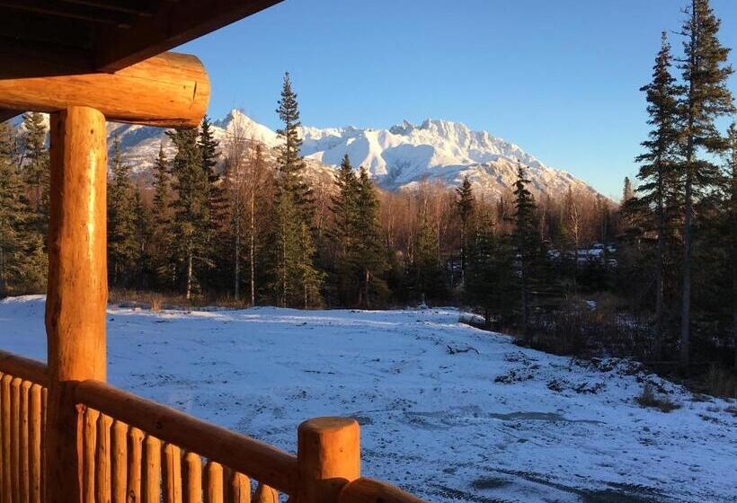 Люкс Вид на Горы, Alaska Knotty Pine B&b