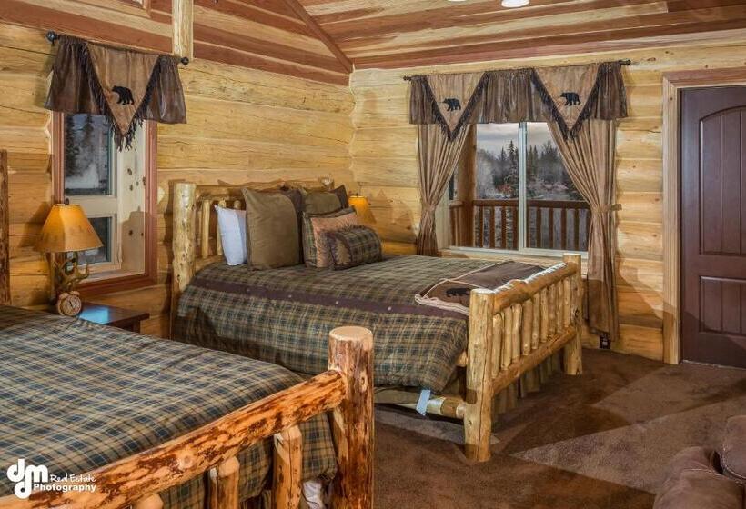 Люкс Вид на Горы, Alaska Knotty Pine B&b