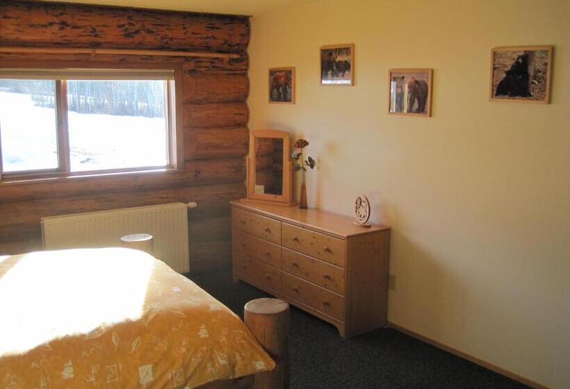 豪华园景房, Smithers Driftwood Lodge