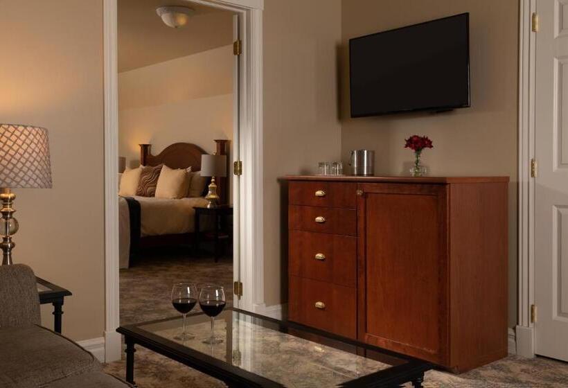 Люкс Deluxe Кровать Кинг, The Oakwood Inn
