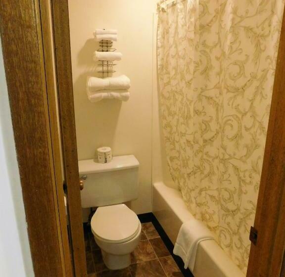 Quarto Deluxe, Capri Motel