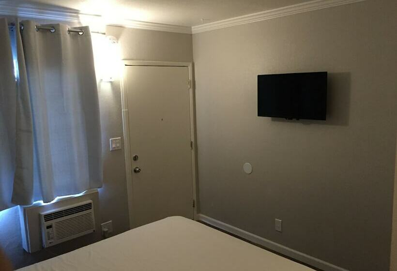 Номер Deluxe, Good Knight Inn Motel