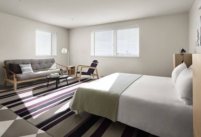 إستوديو قياسى, The Asbury