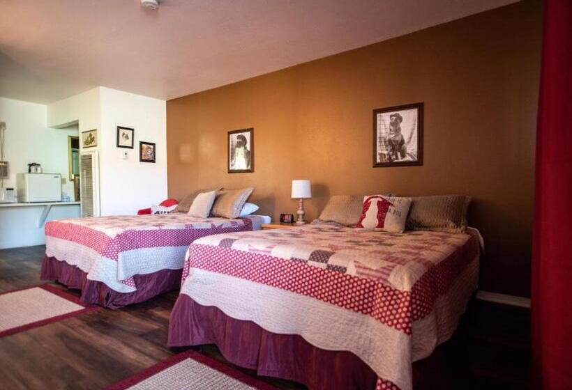 Номер Стандарт, Raton Pass Motor Inn