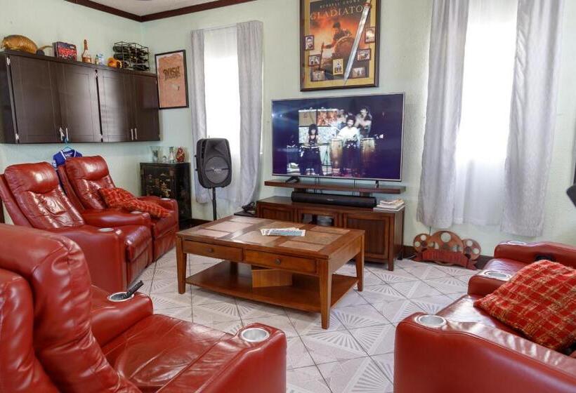 غرفة قياسية مطلّة علي البحر, Playa Hermosa Inn At The Beach