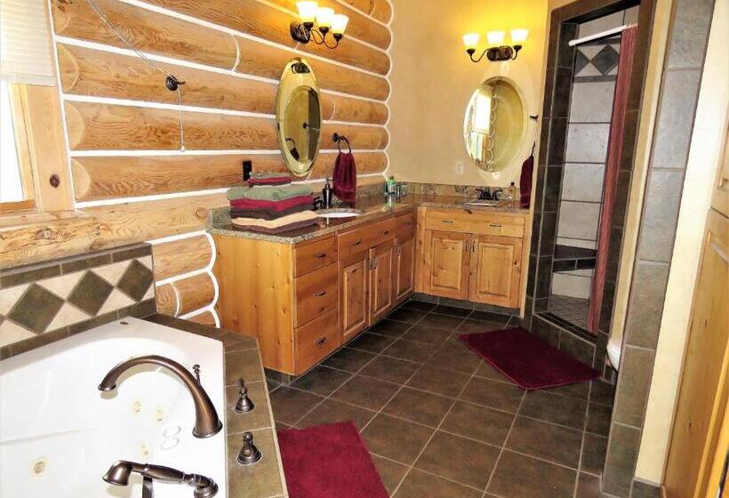 패밀리 룸, Teton Hostel Hideaway