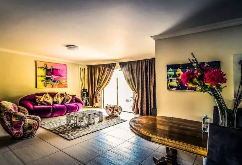 سوییت اجرایی, Anew Hotel & Convention Centre Or Tambo Johannesburg