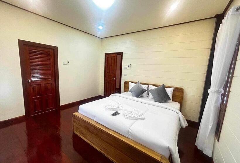 Дом 2 Спальни, Tanaporn Resort Bangsaphan