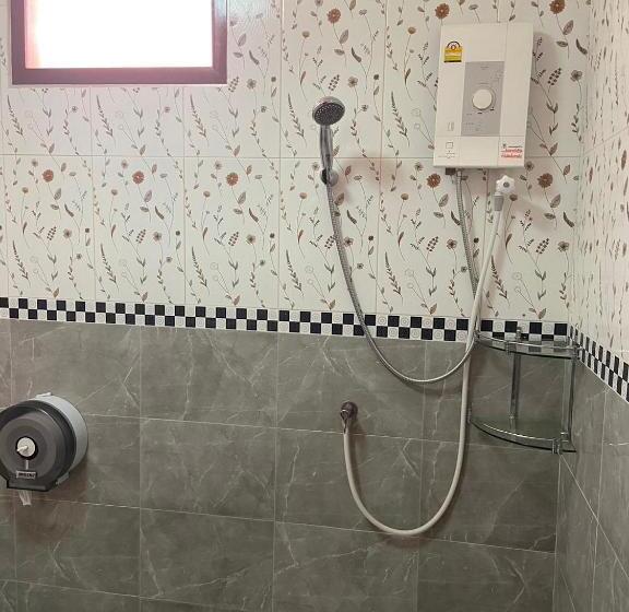 Дом 2 Спальни, Tanaporn Resort Bangsaphan