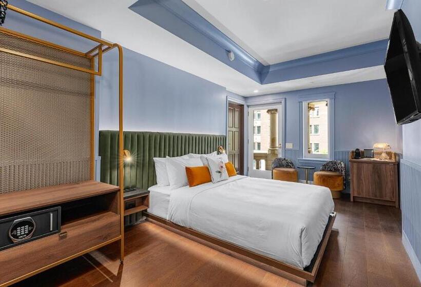 Номер Стандарт с Балконом, Hôtel Maurice