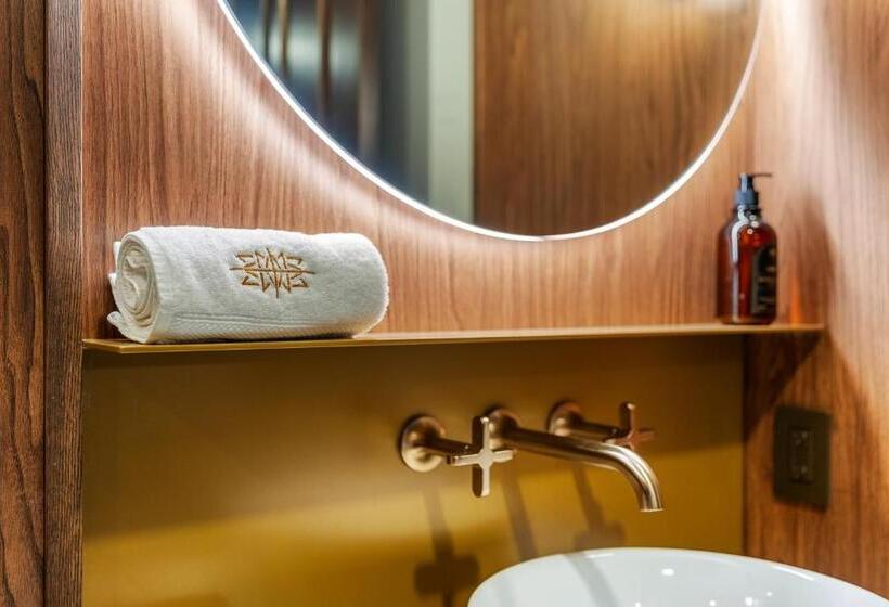 Четырехместный Номер Deluxe, Hôtel Maurice