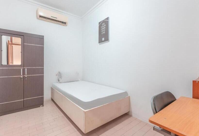 اتاق استاندارد یک نفره, Oyo Life 3047 Gita Kencana